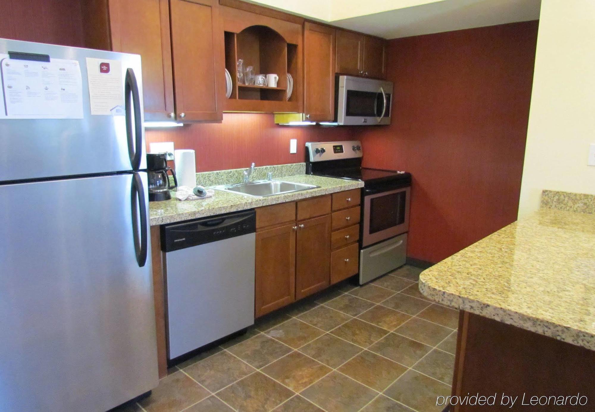 Residence Inn Louisville East Quarto foto